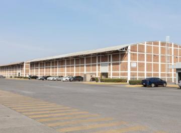 Bodega comercial · 1626m² · 17 Estacionamientos · Bodega en Renta en Toluca