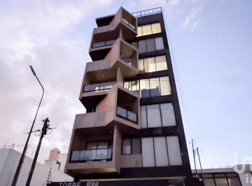 Departamento · 119m² · 3 Recámaras · 1 Estacionamiento · Departamento en Venta en Bella Vista con Vistas Panorámicas Al Parque Ecológico y Volcanes.