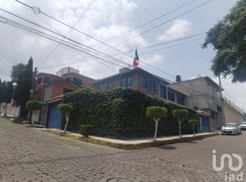Casa · 245m² · 5 Recámaras · 4 Estacionamientos · Casa en Venta en Coacalco Edo Mex