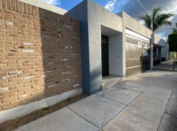 Casa de 2 habitaciones, León · Casa Nueva en Venta en Gran Jardin, Parte Baja