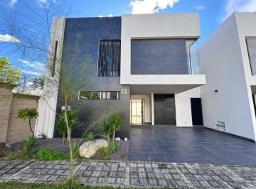 Casa de 4 habitaciones, San Andrés Cholula · Casa en Venta Ubicada en Parque Chiapas Cascatta Lomas de Angelopolis