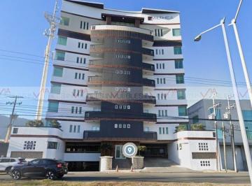 Departamento · 160m² · 3 Recámaras · 2 Estacionamientos · Departamento en Renta en Monterrey