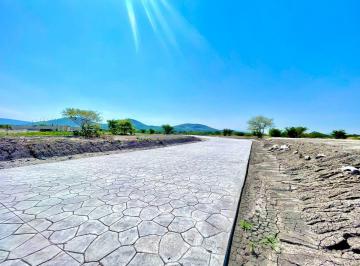 Terreno / Lote en Venta Real Santa Fe · ¡Terreno Plano con Filtro de Seguridad en Resid Kloster Santa Fe a 10 Min del Tec de Monterrey!