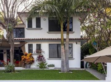 Casa de 4 habitaciones, Xochitepec · Casa en Venta en El Club de Golf Santa Fe, Xochitepec Morelos