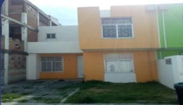 Casa · 78m² · 2 Recámaras · 1 Estacionamiento · Casa en Venta en Los Cedros Lerma.