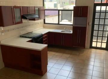 Casa de 4 habitaciones, Naucalpan de Juárez · Casa en Venta con Gran Terreno y Jardín en Boulevares, Naucalpan | ¡Oportunidad Única!