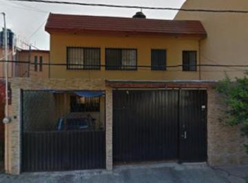 Casa de 3 habitaciones, Iztapalapa · ¡Excelente Oportunidad! Venta de Casa, Menorca Lomas Estrella 1ra Secc, Iztapalapa Cdmx.