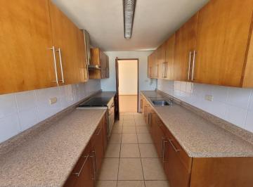 Villa · 180m² · 3 Recámaras · 2 Estacionamientos · Depa Dentro de Privada Santa Fe