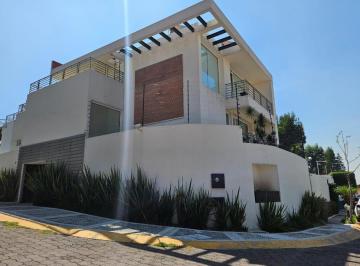 Casa · 630m² · 4 Recámaras · 5 Estacionamientos · Casa en Venta en Paseos del Bosque, a Unos Pasos de Ciudad Satelite