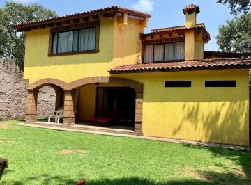 Casa · 629m² · 4 Recámaras · 4 Estacionamientos · Casa en Venta en Condado de Sayavedra