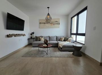 Casa · 3 Recámaras · 2 Estacionamientos · Casa en Venta, en Zibata, Queretaro