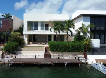 Casa de 4 habitaciones, Benito Juárez · Casa con Muelle Frente a Canal