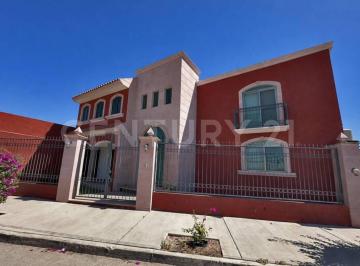 Casa · 395m² · 3 Recámaras · 4 Estacionamientos · Casa en Venta en Calvillo, Aguascalientes.