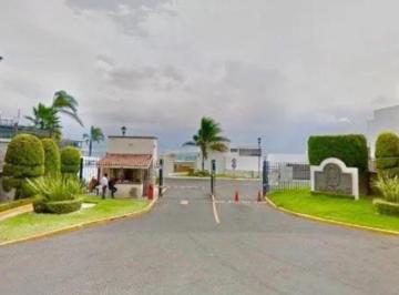 Excelente terreno de 240 m² (12 m de frente x 20 m de fondo), perfecto para cons · Terreno en Venta en Privada Arboledas Querétaro