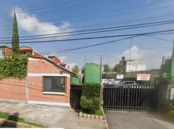 Casa de 2 habitaciones, Coyoacán · Casa en Venta en Recuperacion Bancaria en Los Reyes, Coyacan