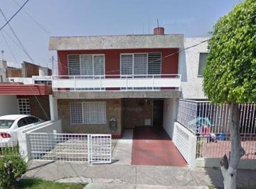 Casa de 3 habitaciones, Guadalajara · Casa en Venta Colonia Chapalita por Remate, Excelente Oportunidad!