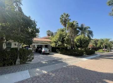 Casa de 3 habitaciones, Zapopan · Casa en Venta Villa Coral, Zapopan, Jalisco