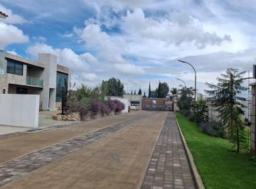 Casa en condominio de 5 habitaciones, Metepec · Casa en Venta en Metepec, Estado de México.