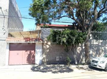 Casa · 443m² · 8 Recámaras · 8 Estacionamientos · Casa en Venta en Granjas Valle de Guadalupe, Ecatepec de Morelos