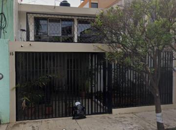 Casa de 3 habitaciones, Zamora · ¡Excelente Oportunidad! Casa en Venta, Prol. Suiza, Colonia, Zamora de Hidalgo, Mich.