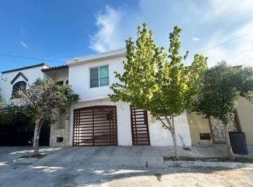 Casa de 3 habitaciones, Ramos Arizpe · Casa en Renta en Lomas del Valle