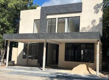 Fachada · Estrena Casa en Uno de Los Fraccionamientos Más Bonitos en Playa del Carmen