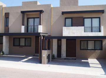 Casa en condominio de 3 habitaciones, Querétaro · Casa en Renta