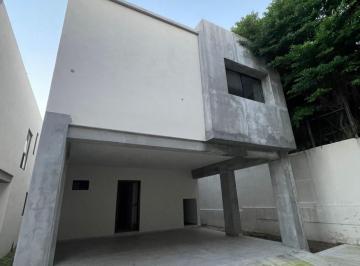 Casa · 3 Recámaras · 2 Estacionamientos · Casa - Volantín