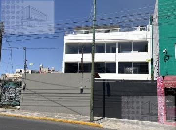 Oficina · 270m² · 5 Estacionamientos · Edificio en Renta