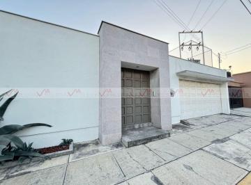 Casa · 379m² · 3 Recámaras · 4 Estacionamientos · Casa en Venta en del Valle