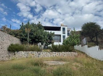 Casa de 3 habitaciones, Tlajomulco de Zúñiga · Casa Venta, Santa Cruz de Las Flores, Tlajomulco de Zuñiga.