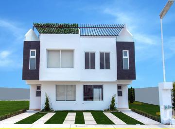 Casa · 125m² · 3 Recámaras · 1 Estacionamiento · Casa en Venta Nueva, 3 Recamaras, Roof Garden y Casa Club con Alberca | Aceptamos Creditos.