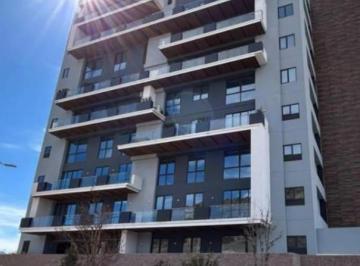 Departamento · 105m² · 2 Recámaras · 2 Estacionamientos · Departamento en Torre Encinos Altozano