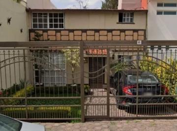 Casa de 3 habitaciones, Naucalpan de Juárez · Casa en Circuito Periodista en Venta Hipotecaria