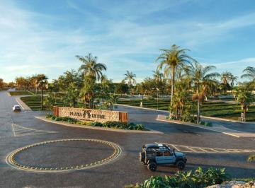 Terreno / Lote , Progreso · Terreno en Venta en La Playa en Chuburna, Yucatan en "Playa Ixtul"