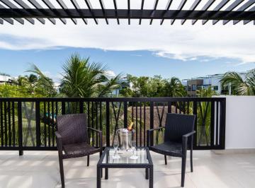 Departamento de 2 habitaciones, Solidaridad · Spectacular Beachfront Penthouse At The Fives | Caribbean Elegance