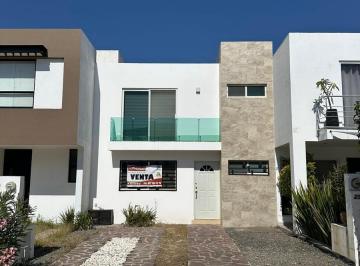Casa · 127m² · 3 Recámaras · 2 Estacionamientos · Casa en Venta, Rubi Residencial, Zona Este.