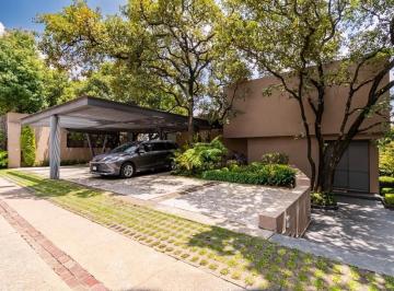 Casa de 5 habitaciones, Cuajimalpa de Morelos · Hermosa Casa en Venta en La Exclusiva Zona de Cumbres de Santa Fe, Tepozcuautla