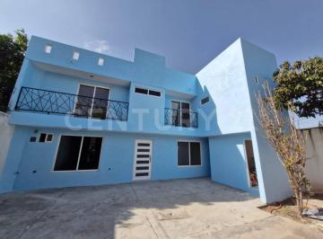 Casa · 220m² · 3 Recámaras · 3 Estacionamientos · Venta de Casa en Puebla, San Lorenzo Almecatla