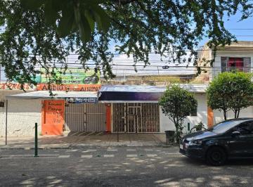 Casa de 3 habitaciones, Zapopan · Casa con Local en Venta en Colonia Mariano Otero