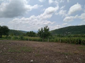 Terreno / Lote , Ayala · Bonito Terreno Regular. en Medio de La Naturaleza. 30 Minutos del Centro de Cuautla, Mor.