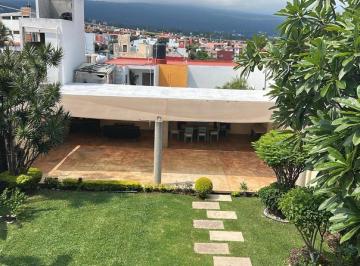 Casa · 420m² · 3 Recámaras · 2 Estacionamientos · Casa - Tzompantle Norte
