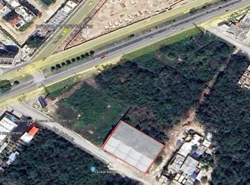 Terreno / Lote · 1m² · Venta Terreno en Av Huayacan 1,376 m²