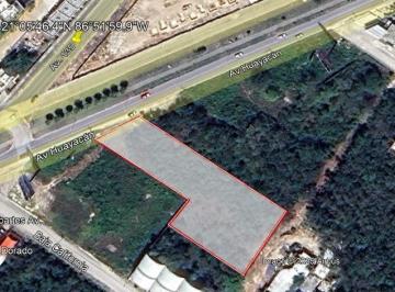 Terreno / Lote · 2m² · Venta Terreno Av Huayacan 2,061 m²