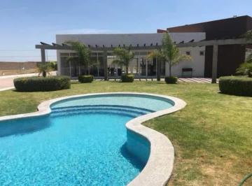 Terreno / Lote · 160m² · 2 Estacionamientos · Se Vende Terreno en Fuentes del Conquistador