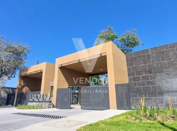 Casa · 159m² · 3 Recámaras · 2 Estacionamientos · Casa en Urquijo