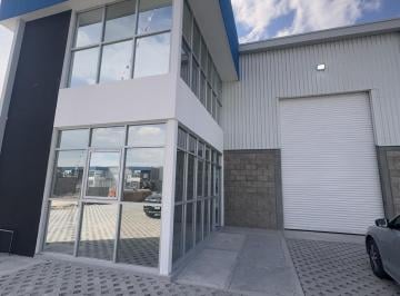 Bodega comercial · 240m² · Bodega Industrial en Rancho o Rancheria El Paraíso