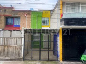 Casa · 55m² · 2 Recámaras · 1 Estacionamiento · Casa en Venta en Santa Teresa 1, Huehuetoca, Mex.