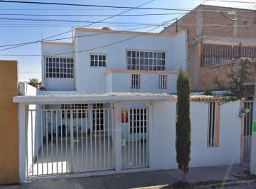 Casa de 3 habitaciones, Ecatepec de Morelos · Casa en Venta en Ecatepec de Morelos ¡Excelente Oportunidad de Inversiòn Recuperaciòn Hipotecaria!