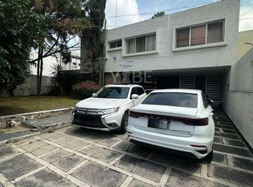 Casa de 6 habitaciones, Guadalajara · Casa en Venta Country Club